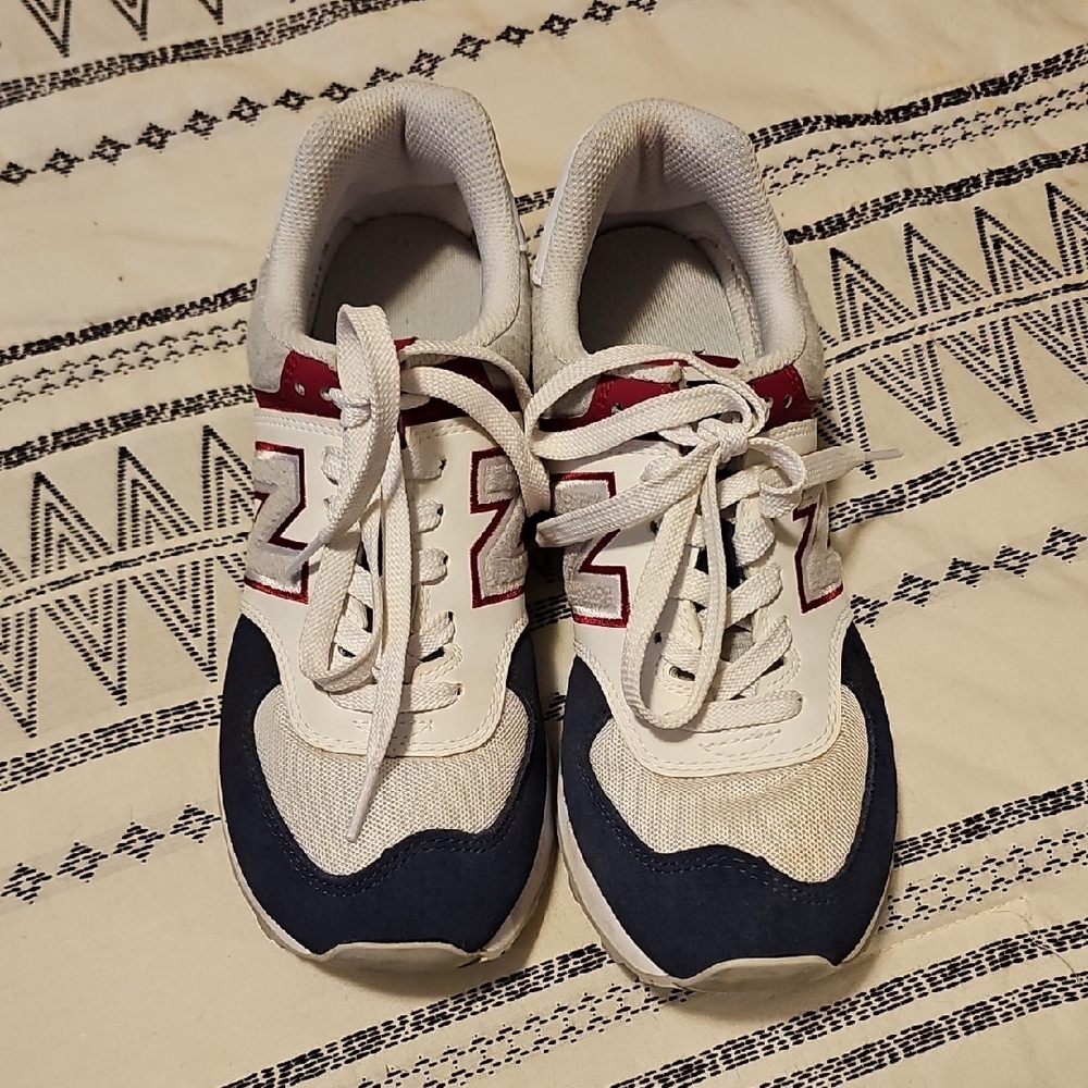 Women's New Balance White and Navy Sneakers